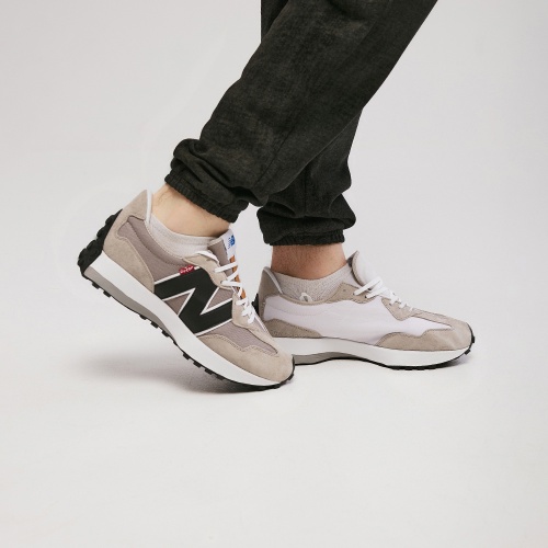 Кроссовки мужские / New Balance 327 / Серый