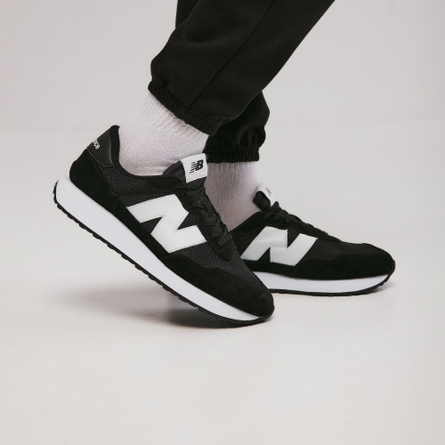 Кроссовки мужские / New Balance 237 / Черный